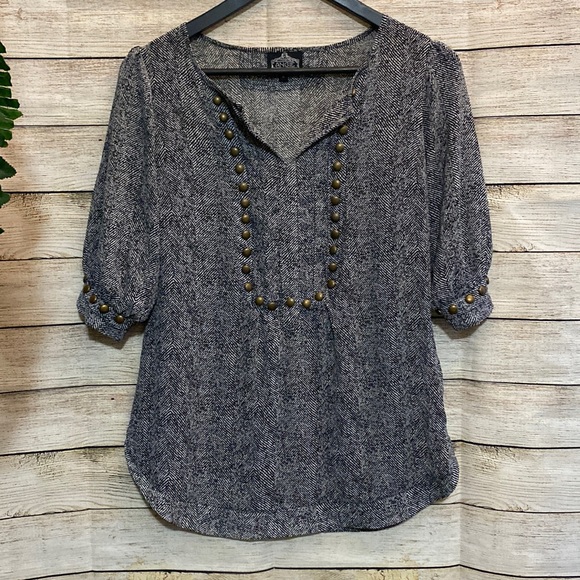 MED | 3/4 Sleeve semi sheer top- black & white - Picture 1 of 9